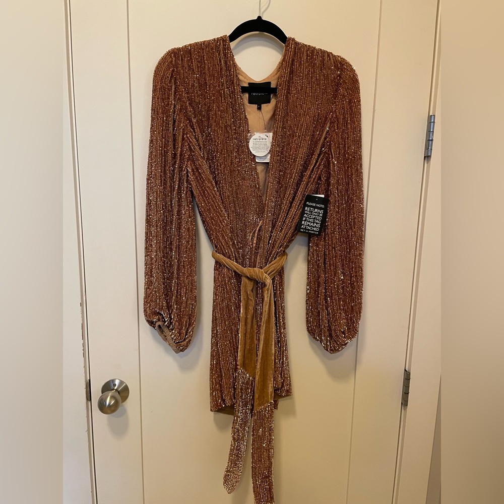 Retrofete Gabrielle Sequined gold Wrap Dress
$675 SZ L - Picture 3 of 15